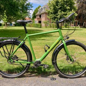 Santos Travel Lite+ Pinion C1.12. Nature groen met gele letters.